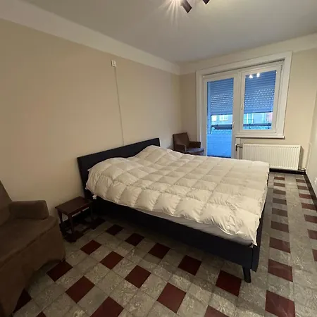 0102 - Met 2 Slaapk Voor 4 Personen Op 1 Verd De Panne