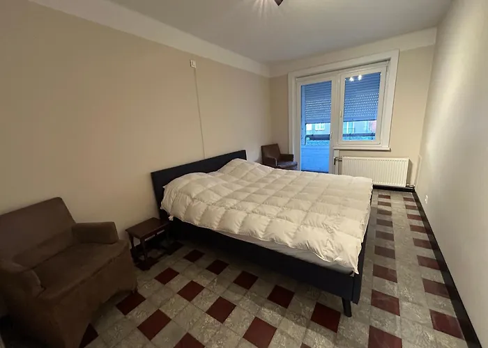 0102 - Met 2 Slaapk Voor 4 Personen Op 1 Verd La Panne